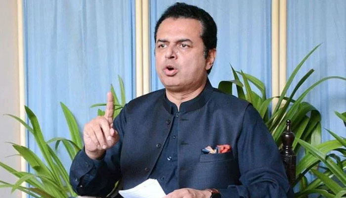 وزیراعظم نےکہا ہےکہ بات چیت ہوگی لیکن بلیک میلنگ نہیں ہوگی: طلال چوہدری